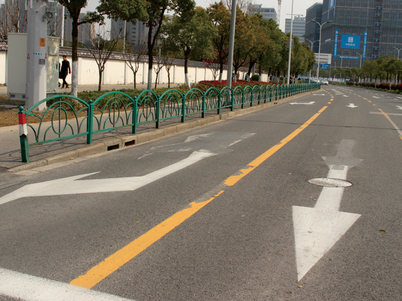 交(jiao)通(tong)京式(shi)護欄